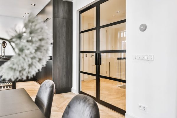 Luxury and beautiful dining room interior design