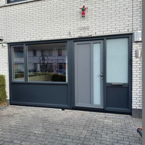 Verschillende soorten kunststof kozijnen, met opties voor isolatie en duurzaamheid.